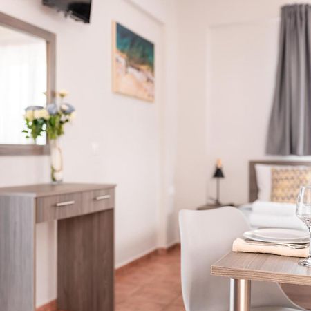 7 Rooms Gerani  Exterior foto