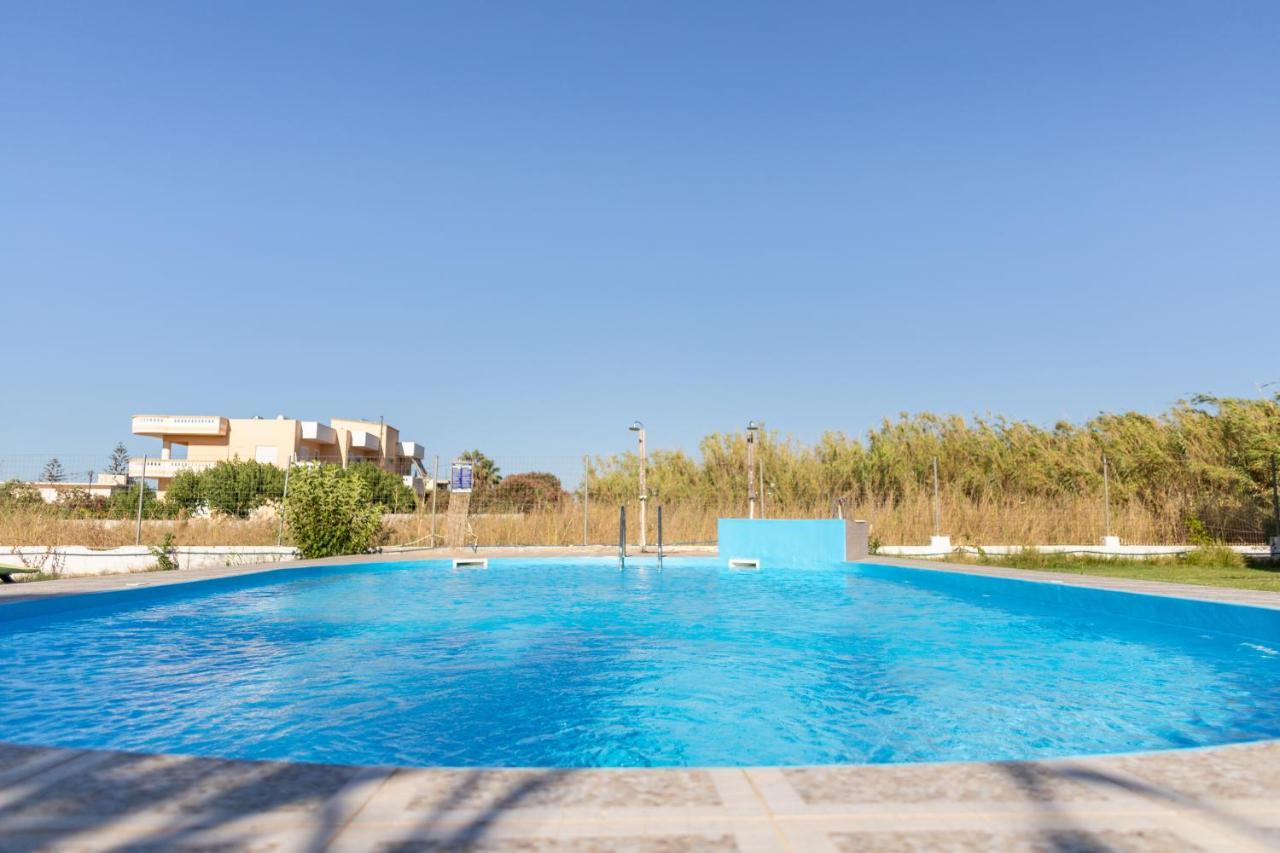 7 Rooms Gerani  Exterior foto