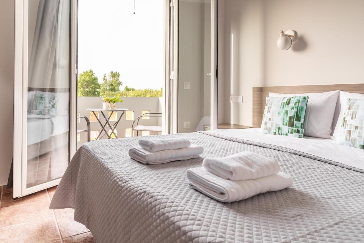 7 Rooms Gerani  Exterior foto