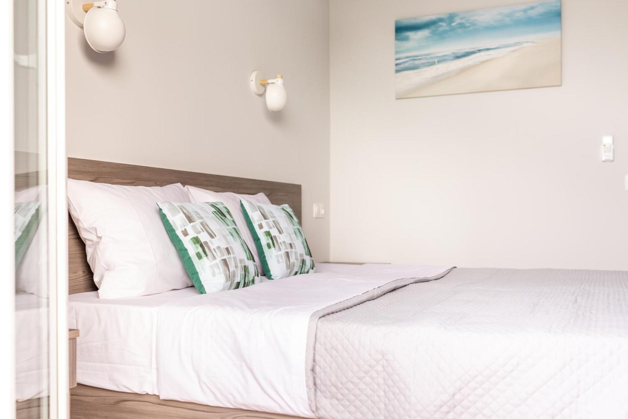 7 Rooms Gerani  Exterior foto